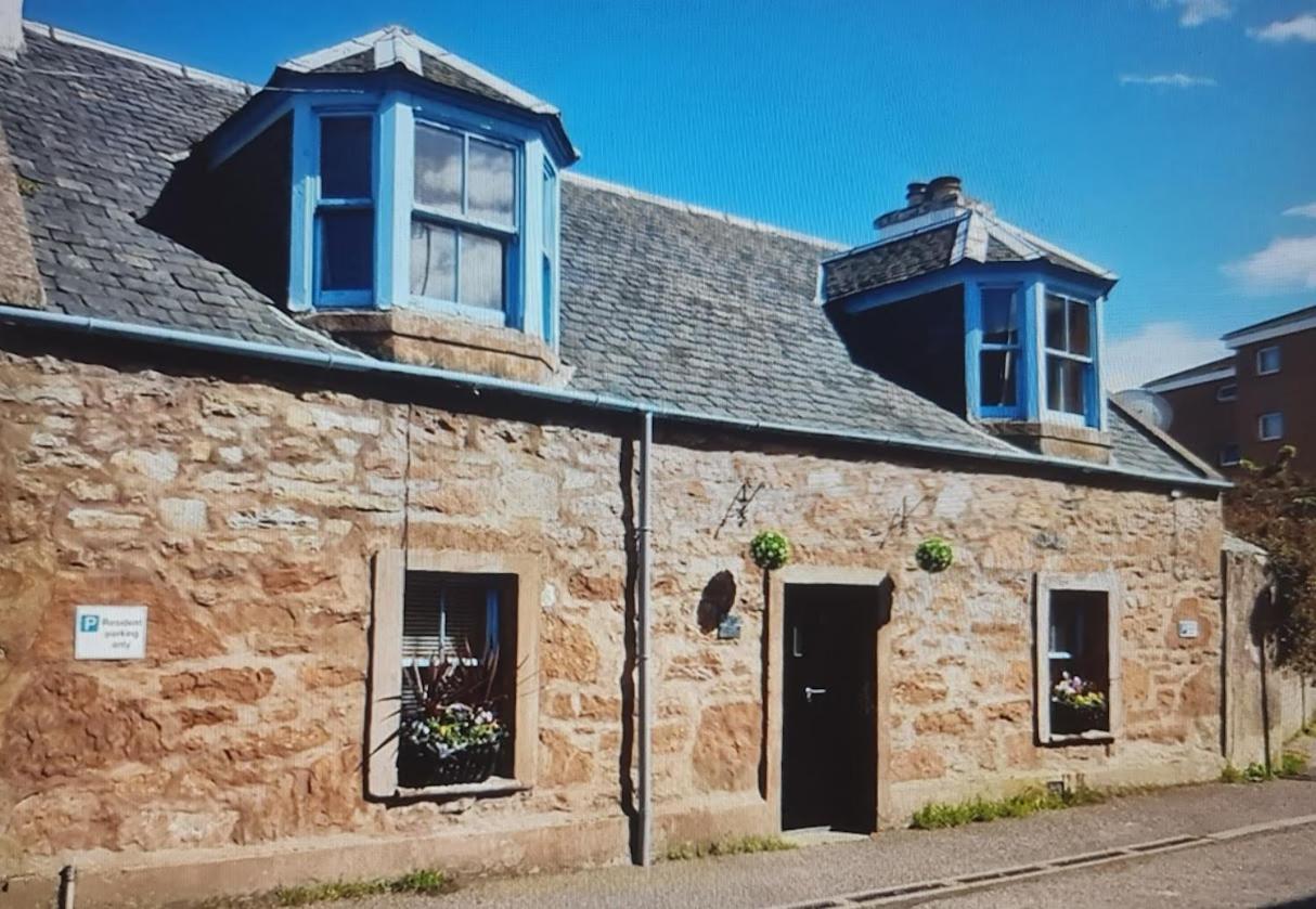 Ness City Cottage - Attic Apartment Inverness Esterno foto