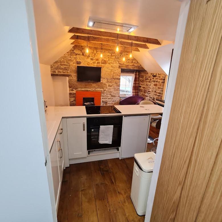 Ness City Cottage - Attic Apartment Inverness Esterno foto