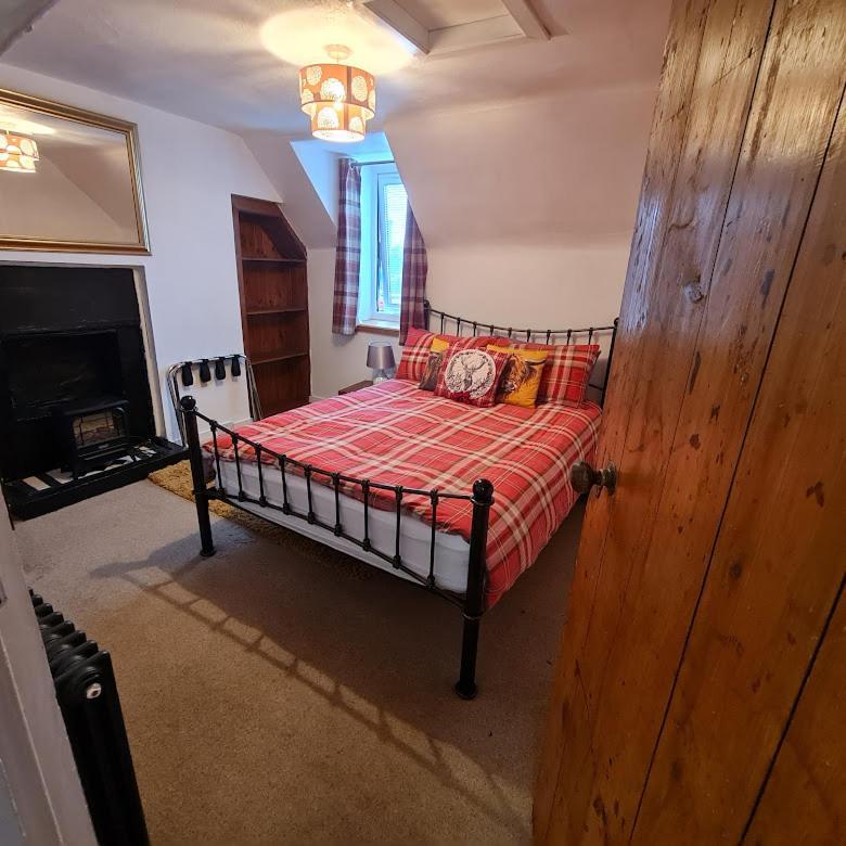 Ness City Cottage - Attic Apartment Inverness Esterno foto